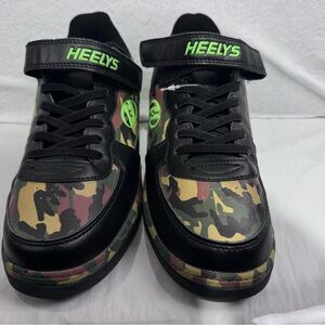 Heelys Camo Black and Green Roller Sneakers